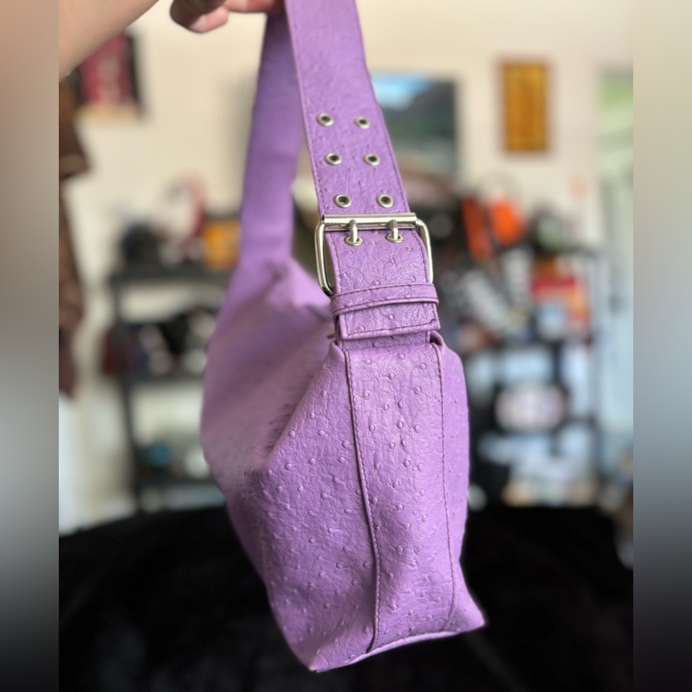 Vintage 2001 Faux Ostrich Skin Bijoux Tuner Handbag.